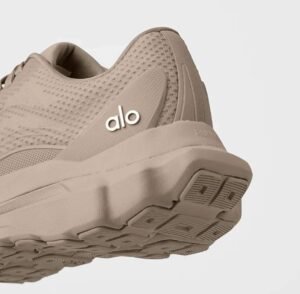 Alo Runner Gravel
